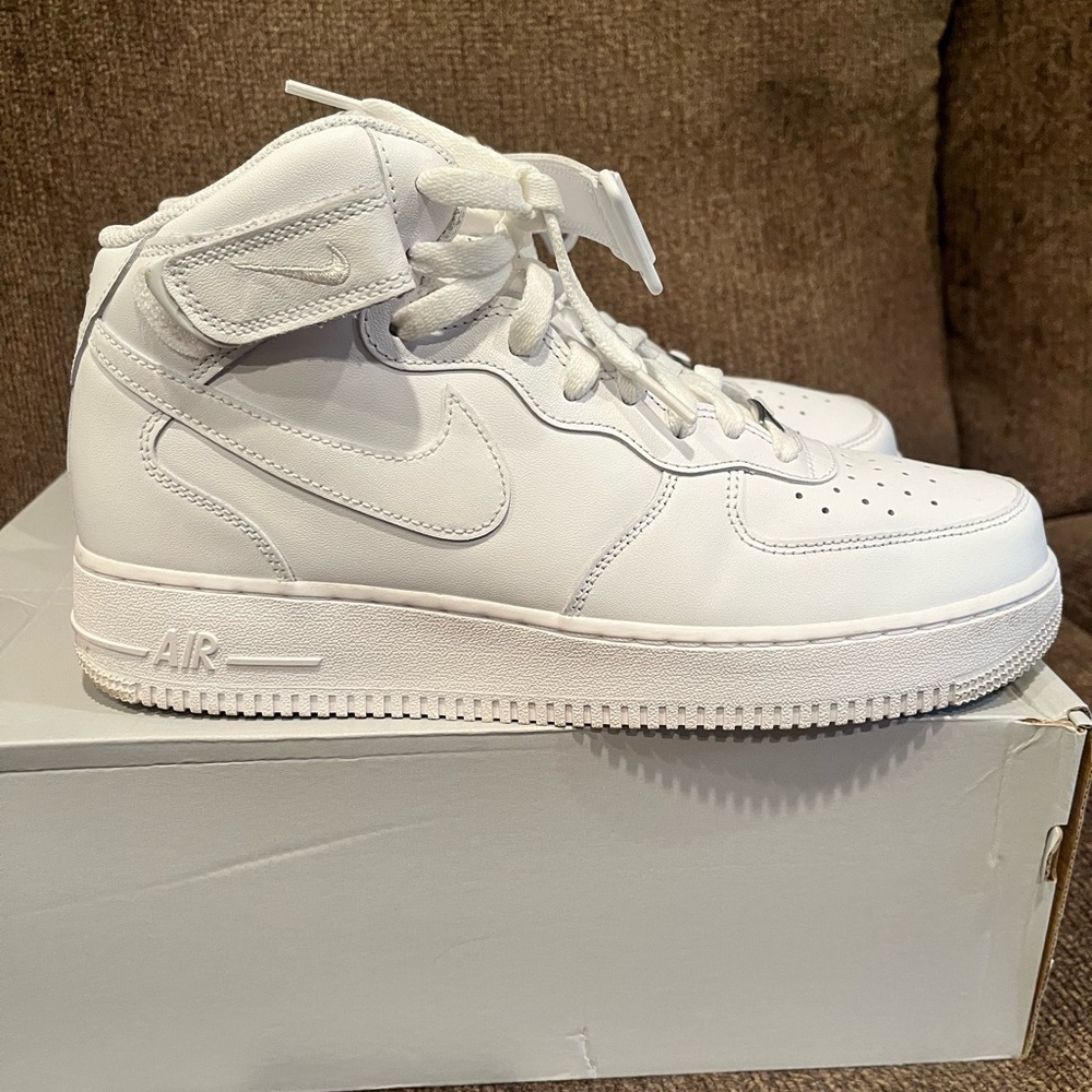 Nike Air Force 1